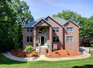 47 Spruce Rdg, Hurricane, WV 25526