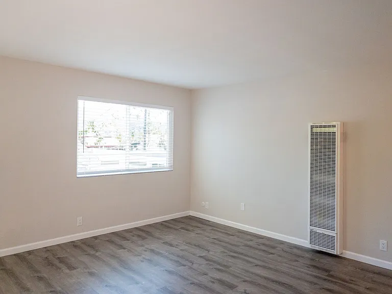 11 S Knoll Rd #15 — Photo 5