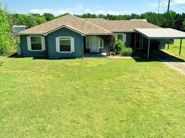 152 Round Up Dr, Liberty Hill, TX 78642