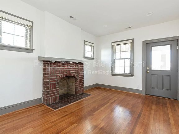 5th image of 2010 Maury St