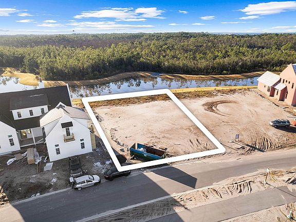 2nd image of 18 Windsong Dr