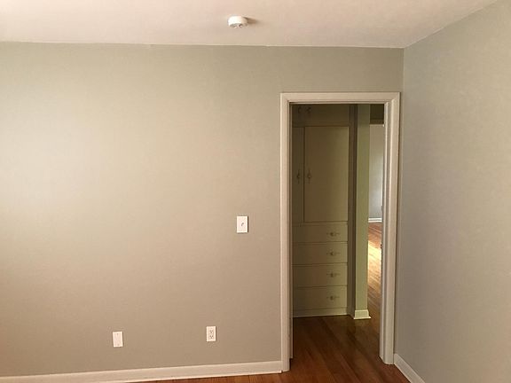 2nd image of 2219 W 7th Ave