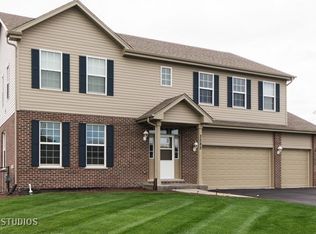 2282 Scotsglen Dr, New Lenox, IL 60451