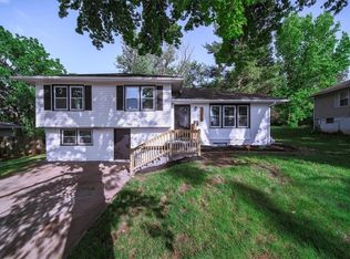9615 Fremont Ave, Kansas City, MO 64134
