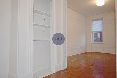 Rented by RES New York