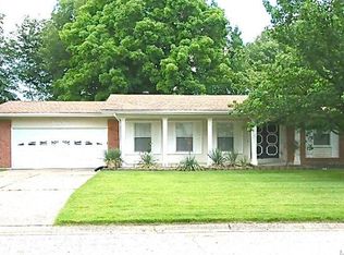 39 Grant Dr, Saint Peters, MO 63376