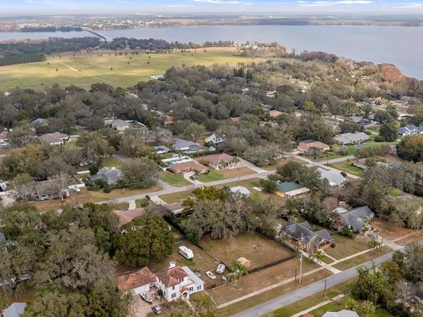 E Laurel Ave, Howey In The Hills, FL 34737