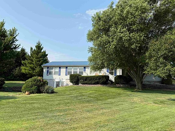 3rd image of 5605 SW RIDGECREST CIRCLE