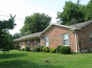 635 Golfview Ter, Lebanon, KY 40033