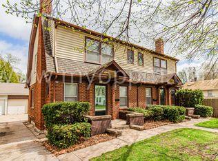 1929 S 35th St #1929, Omaha, NE 68105