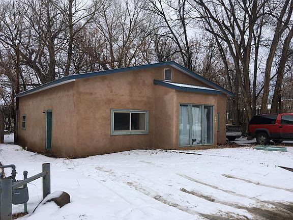 3rd image of 210B Montoya St