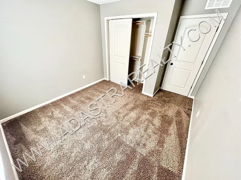 21790 W 123rd Ter — Photo 12