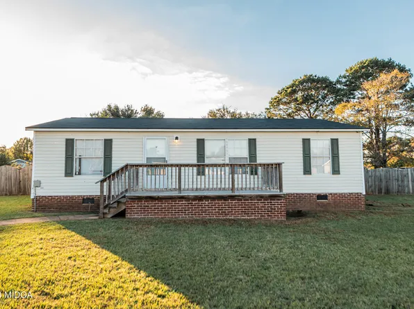 244 Bayberry Dr, Byron, GA 31008