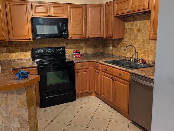 4th image of 315 Woodham Ct