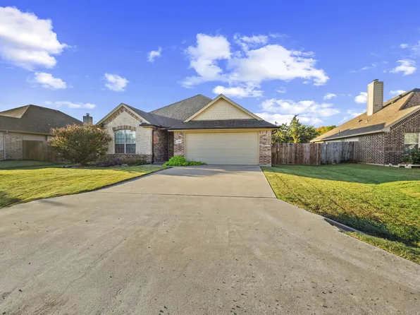 1206 Cutler St, Tioga, TX 76271