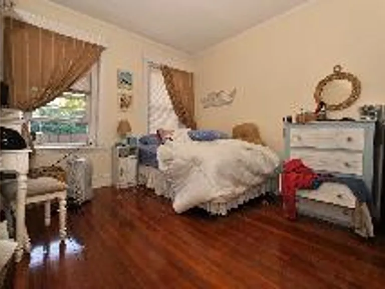 10 Strathmore Rd #301 — Photo 8