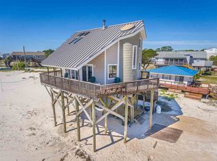 16 Bass St, Alligator Point, FL 32346