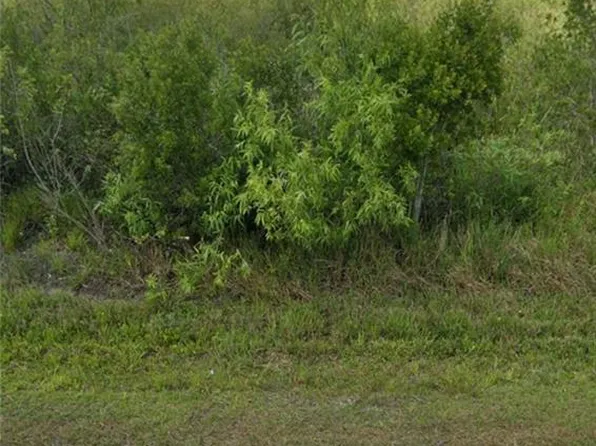 (undisclosed Address), NAPLES, FL 34120