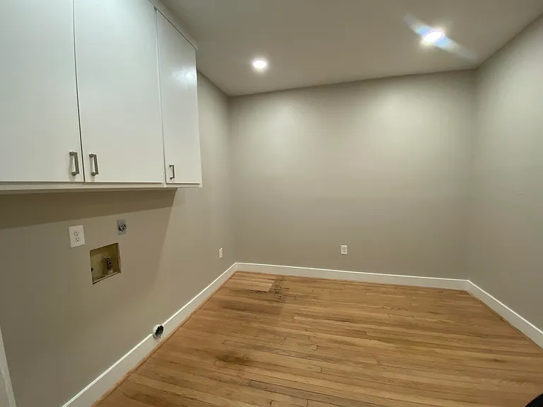 116 W 5th South St #B — Photo 18