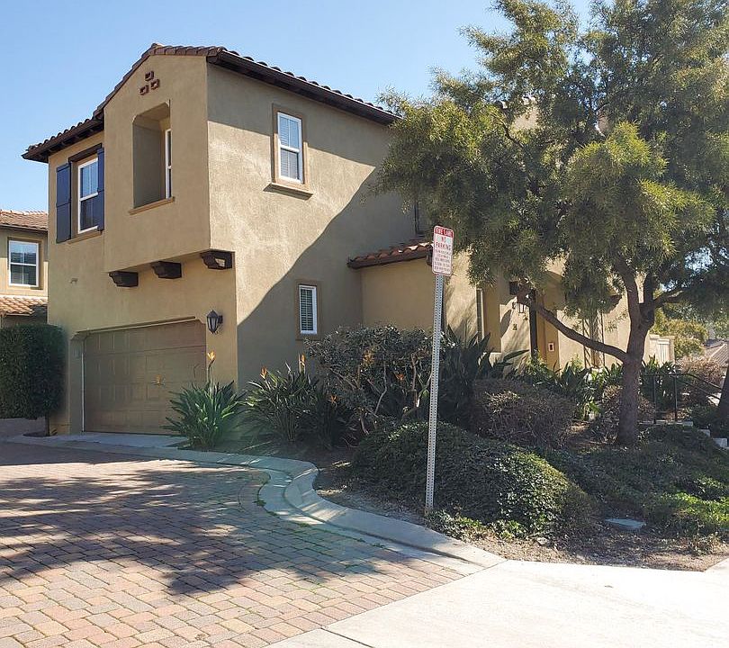 1st image of 34 Paseo Vis