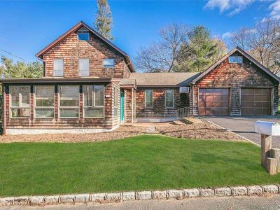 12 Hillside Ave, Woodbury, NY, 11797