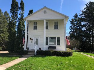 405 S Oakland St, Saint Johns, MI