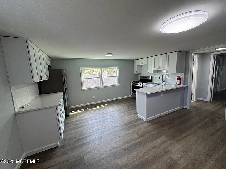 43 Parker St #B — Photo 10