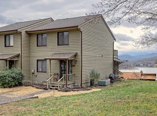 99 Taylors Trce, Hayesville, NC 28904