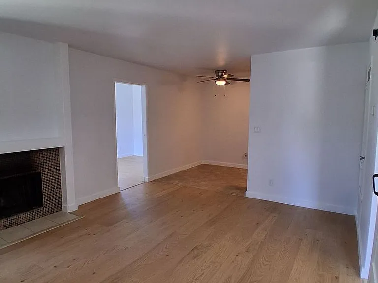 1190 S Winery Ave #222 — Photo 26