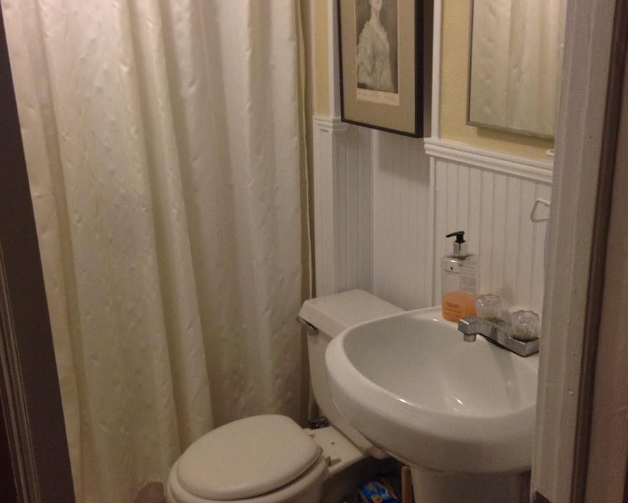 1st image of 26 W Illiana St #26