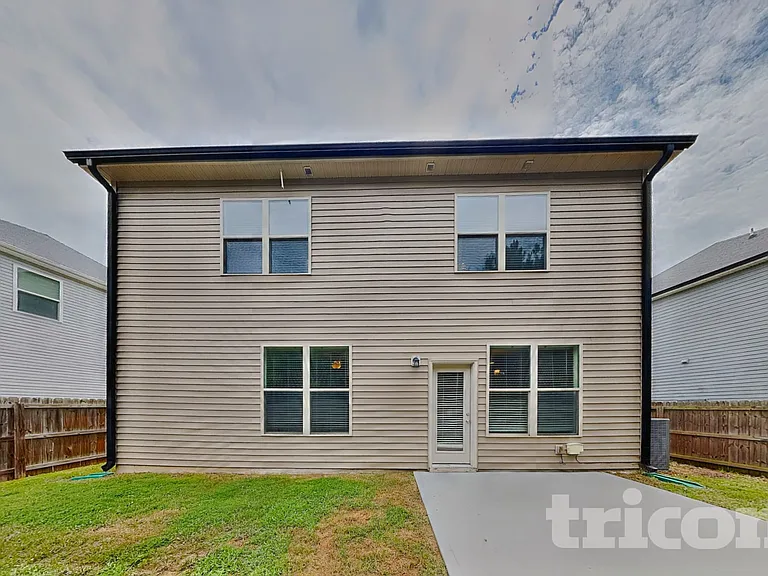 104 Yadkin St — Photo 16