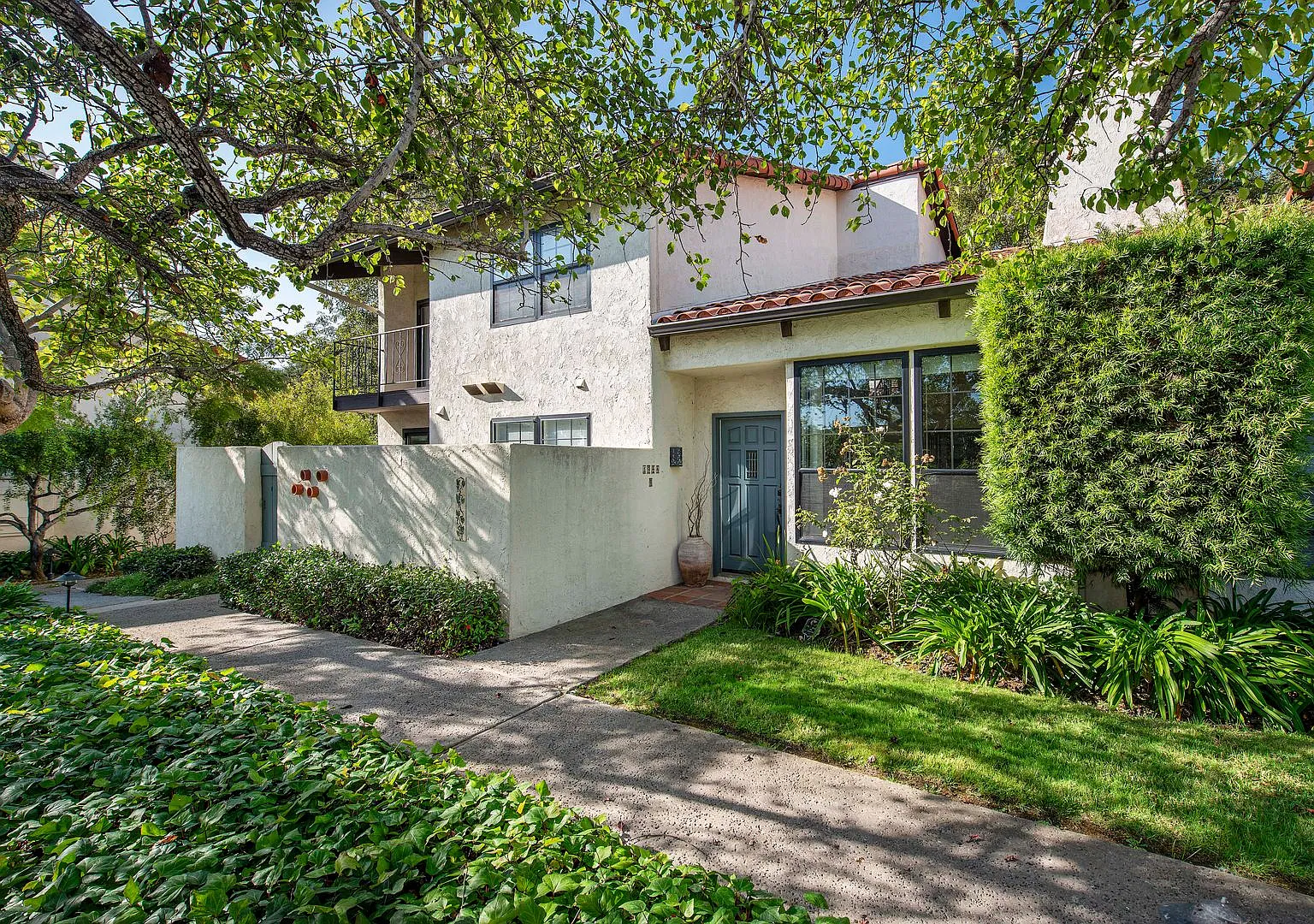 Spanish-style 3/2 Montecito Condo in MUS school district! — Photo 1