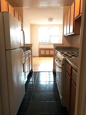 Rented by Kew Forest Realty Inc | media 2