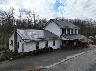 107 Old Dairy Rd, Dilliner, PA 15327