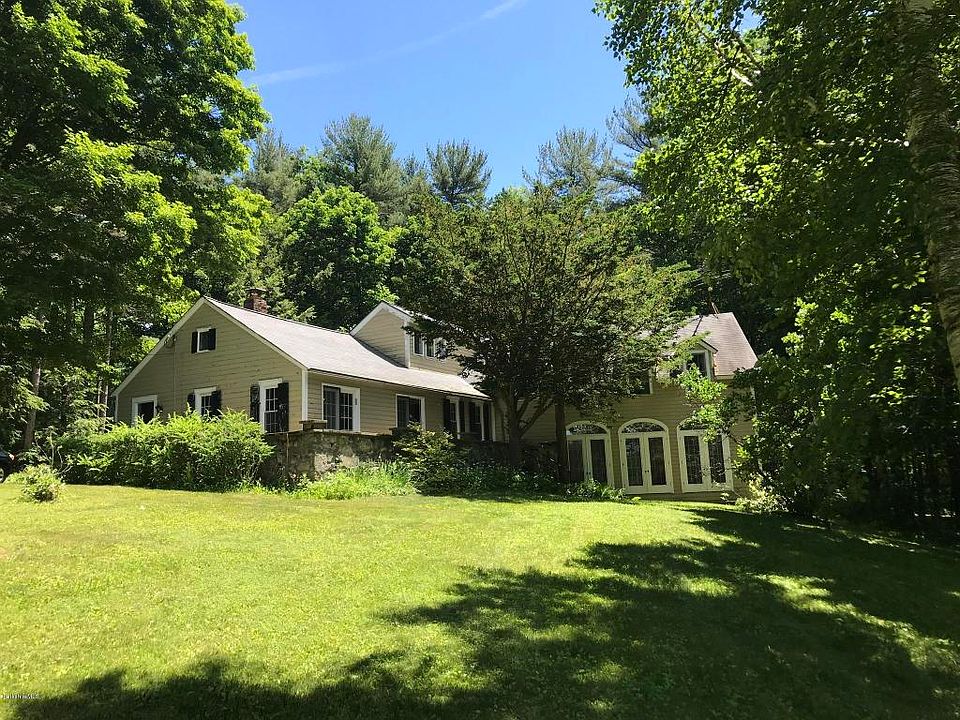 2nd image of 29 Eaton Rd