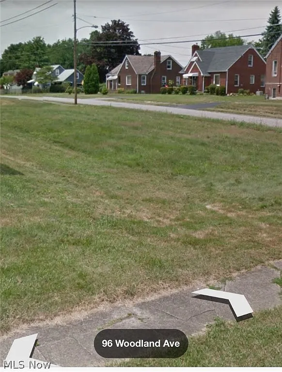 Woodland Ave photo 1