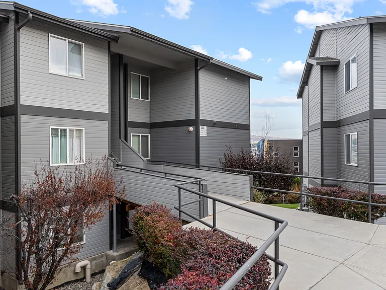 Aspen Heights Apartments — Photo 18