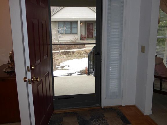 3rd image of 538 Galen Cir