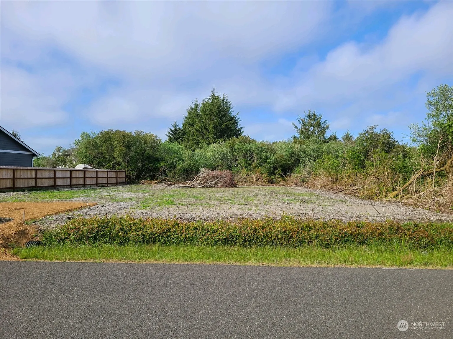 198 N Wynoochee Drive SW photo 1