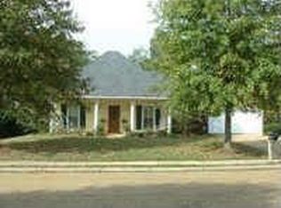 530 Spring Hill Dr, Madison, MS 39110