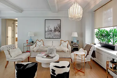 Rented by UbiQ NY