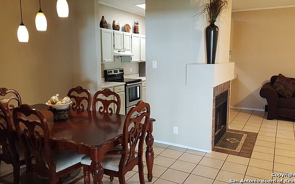 5th image of 622 Cypressgreen Dr