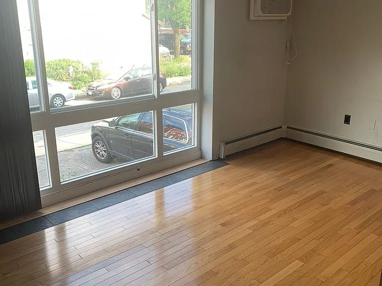 2595 Massachusetts Ave — Photo 4
