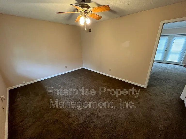 5312 Plover Dr — Photo 15