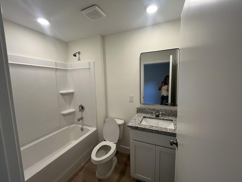 1st image of 311 N 16th St #B