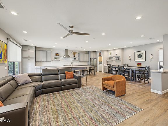 3rd image of 15134 W ROUNDERS Drive