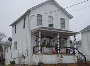 918 Sibley Ave, Old Forge, PA 18518