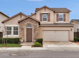 1968 N Tuscany Ln, Clovis, CA