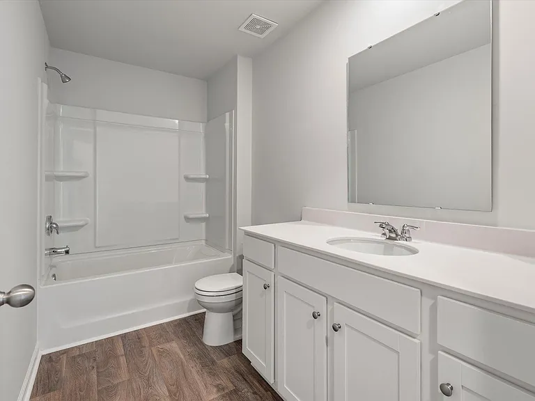492 Lake Ridge Blvd — Photo 31
