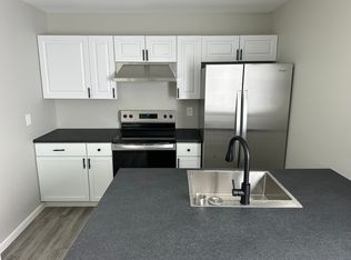 7817 Horseshoe Creek Ct #A, Whitmore Lake, MI 48189